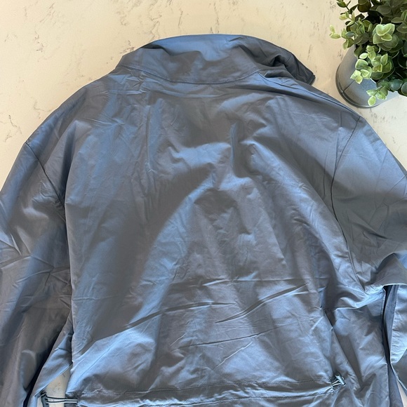 ZYIA Active Drawstring Gray Windbreaker NWT - Picture 5 of 12